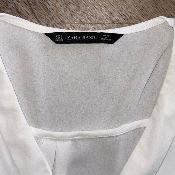 Zara • Long Sleeve Sheer Striped V-Neck Blouse - Picture 10 of 11